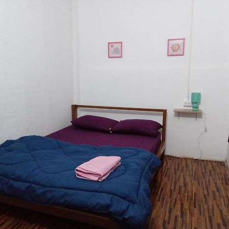 Bami Hostel Thakhek Esterno foto